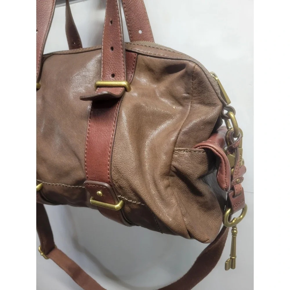 Fossil item has